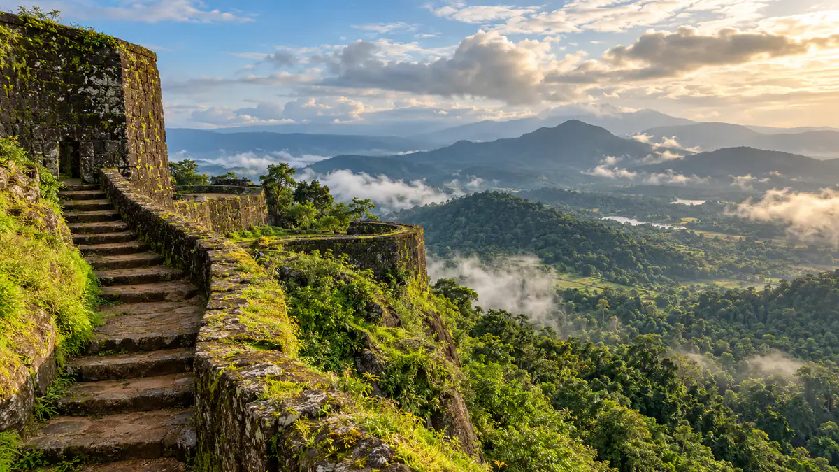 Kodachadri Sarvajna Peetha — Kodachadri Trek Malnad weekend itinerary