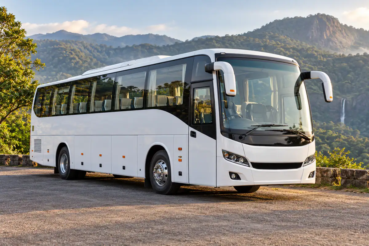 Coach 35 (35 + 1 seats) for rent with driver in Thirthahalli